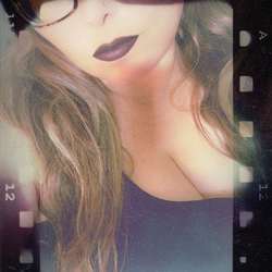 Alice81der's Chat & Dating Profile