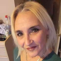 Angelabif's Chat & Dating Profile
