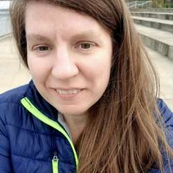 Annalind's Chat & Dating Profile