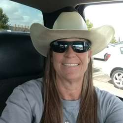 Apr1427's Chat & Dating Profile