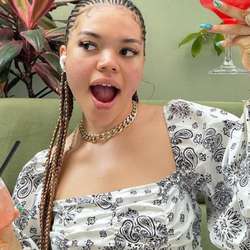 Betty101's Chat & Dating Profile