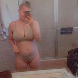 Brooke116's Chat & Dating Profile