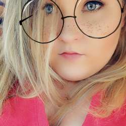 Brooke247's Chat & Dating Profile