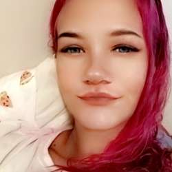 Brytanie's Chat & Dating Profile