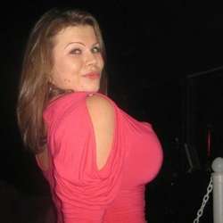 CandeeCane's Chat & Dating Profile