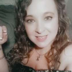 Christa1986's Chat & Dating Profile