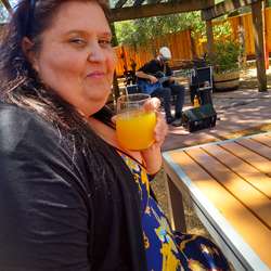 Christycrisis's Chat & Dating Profile