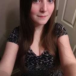 Danielle's Chat & Dating Profile