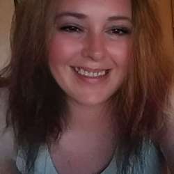 Deidre89's Chat & Dating Profile