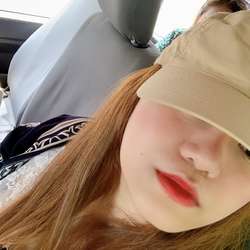 Gelai23's Chat & Dating Profile