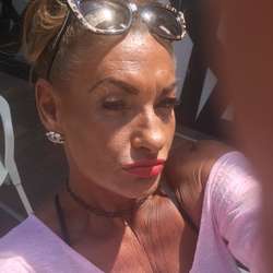 Georgiagee123's Chat & Dating Profile