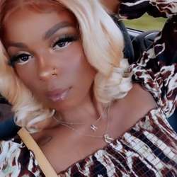Janae23's Chat & Dating Profile