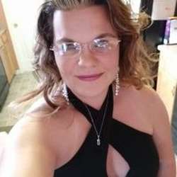 Kathy45lesbian's Chat & Dating Profile