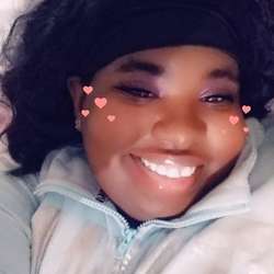 Kaylaaa22's Chat & Dating Profile