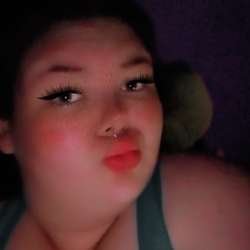 KenzieQT's Chat & Dating Profile