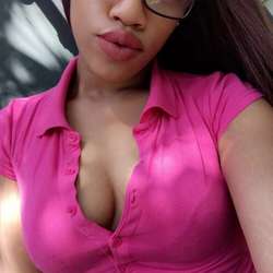 LaShonda's Chat & Dating Profile