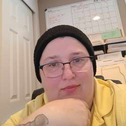 LezButchSub's Chat & Dating Profile