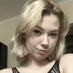 Lilly420's Chat & Dating Profile
