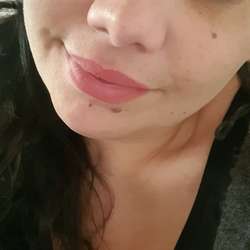 Marian's Chat & Dating Profile