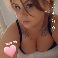 Minnie69's Chat & Dating Profile