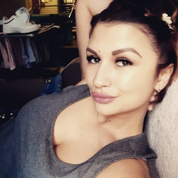 Miraa's Chat & Dating Profile