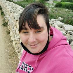 Pepper1995's Chat & Dating Profile