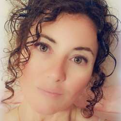 Petitecutie's Chat & Dating Profile