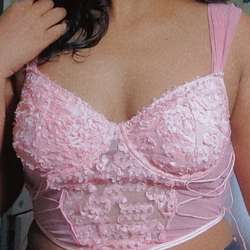 Rosita's Chat & Dating Profile