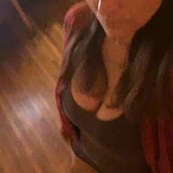 Sexisnail1984's Chat & Dating Profile