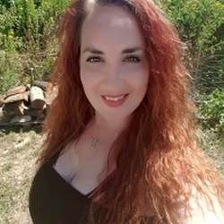 Shawna's Chat & Dating Profile