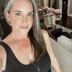SweetJenise's Chat & Dating Profile