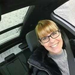 WildFoxy's Chat & Dating Profile