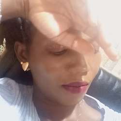 Yolandakiara's Chat & Dating Profile