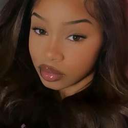 aleciafranchise's Chat & Dating Profile