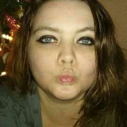 annette8320's Chat & Dating Profile