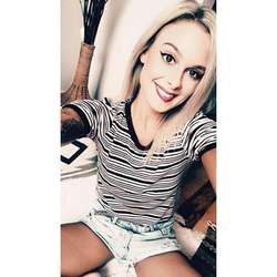 cheernic's Chat & Dating Profile