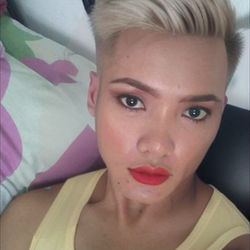 emma321's Chat & Dating Profile