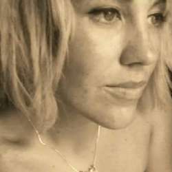 jadeywadey's Chat & Dating Profile