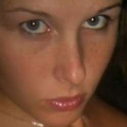 kaylee's Chat & Dating Profile