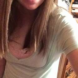 sexyboobear08's Chat & Dating Profile