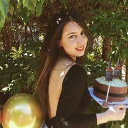 starofuniverse's Chat & Dating Profile